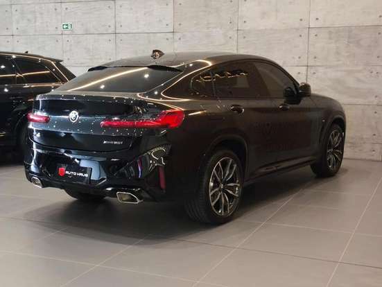 BMW-X4-2024