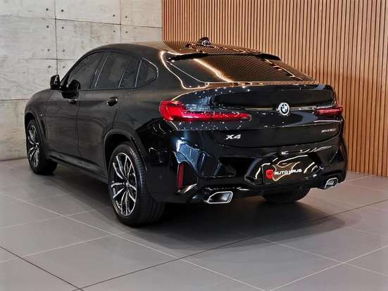 BMW-X4-2024