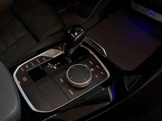 BMW-X4-2024