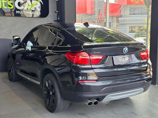 BMW-X4-2018