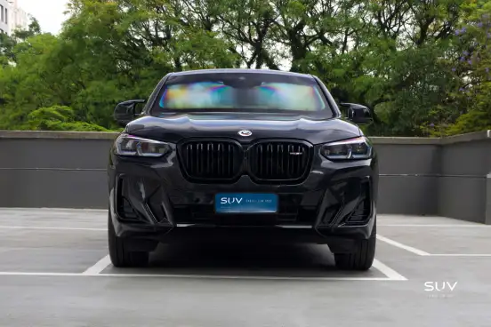 BMW-X4-2022