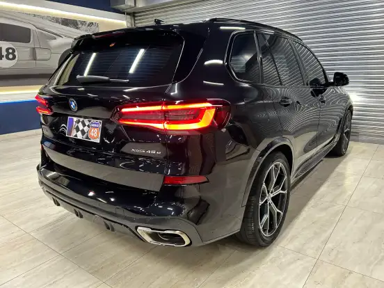 BMW-X5-3.0 I6 TURBO HÍBRIDO XDRIVE45E M SPORT AUTOMÁTICO BMW-X5-2022
