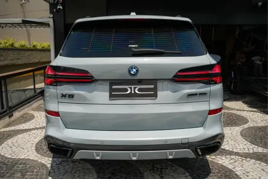 BMW-X5-2023