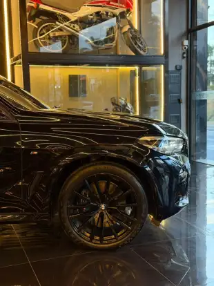 BMW-X5-2019