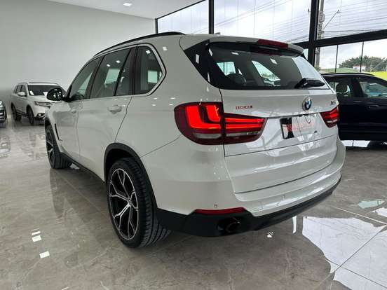 BMW-X5-2015