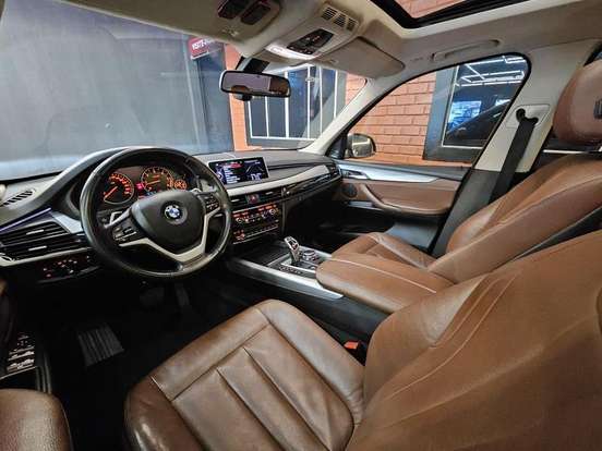 BMW-X5-2015