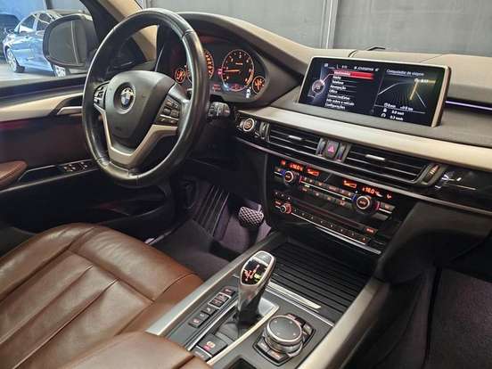 BMW-X5-3.0 4X4 M50D I6 TURBO DIESEL 4P AUTOMÁTICO BMW-X5-2015