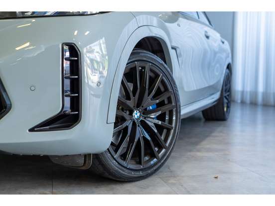 BMW-X6-2023