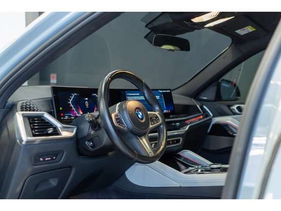 BMW-X6-2023