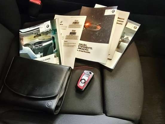 BMW-120i-2.0 16V SPORT ACTIVEFLEX 4P AUTOMÁTICO BMW-120i-2015
