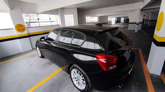 BMW-120i-2015