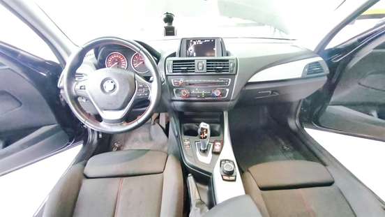 BMW-120i-2015