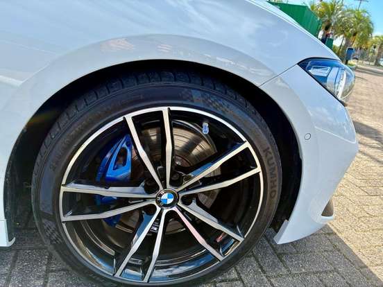 BMW-320i-2.0 16V TURBO FLEX M SPORT AUTOMÁTICO BMW-320i-2023