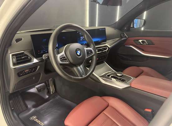 BMW-320i-2024