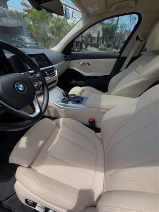 BMW-320i-2020