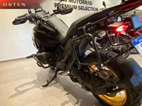 BMW-R 1300 GS TRIPLE BLACK-2024