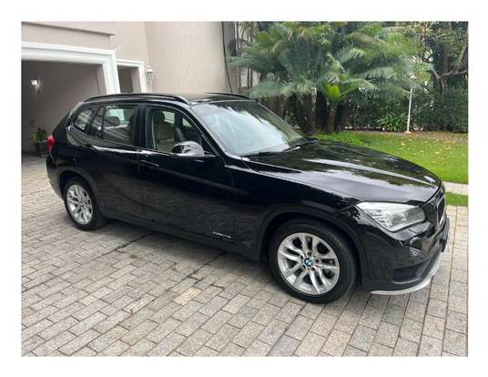 BMW-X1-2.0 16V TURBO ACTIVEFLEX SDRIVE20I 4P AUTOMÁTICO BMW-X1-2014