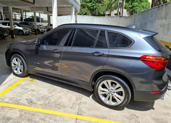 BMW-X1-2016