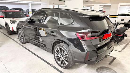BMW-X1-2024