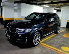 BMW X5 3.0 FULL 4X4 35I 6 CILINDROS 24V GASOLINA 4P AUTOMÁTICO BMW X5 3.0 FULL 4X4 35I 6 CILINDROS 24V GASOLINA 4P AUTOMÁTICO