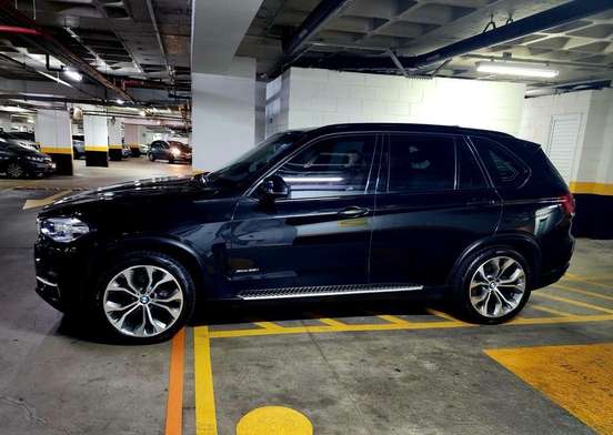 BMW-X5-2017