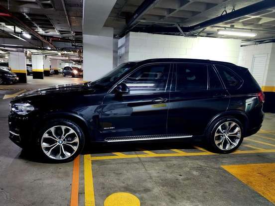 BMW-X5-3.0 FULL 4X4 35I 6 CILINDROS 24V GASOLINA 4P AUTOMÁTICO BMW-X5-2017