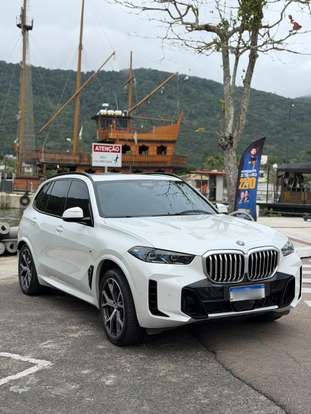 BMW-X5-2023