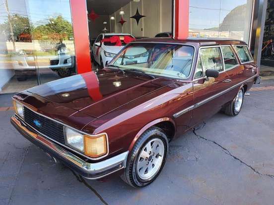 CHEVROLET-CARAVAN-1982