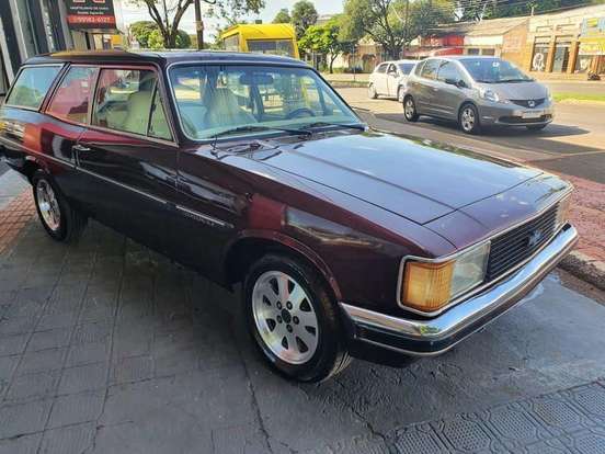 CHEVROLET-CARAVAN-1982