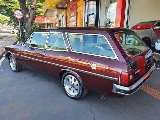 CHEVROLET-CARAVAN-1982