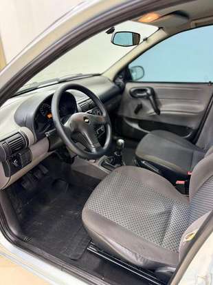 CHEVROLET-CLASSIC-2012