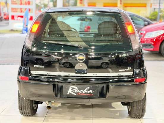 CHEVROLET-CORSA-2011