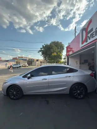 CHEVROLET-CRUZE-2017