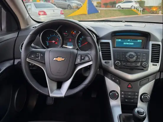 CHEVROLET-CRUZE-1.8 LT SPORT6 16V FLEX 4P MANUAL CHEVROLET-CRUZE-2014