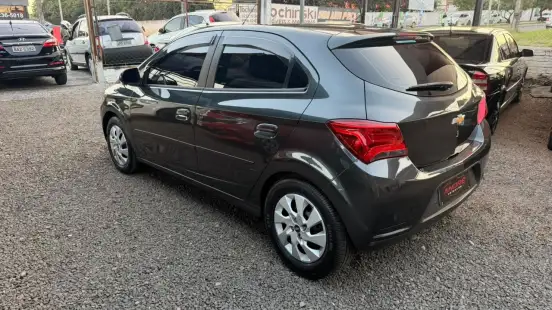 CHEVROLET-ONIX-2017
