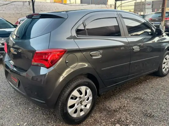 CHEVROLET-ONIX-1.4 MPFI LT 8V FLEX 4P MANUAL CHEVROLET-ONIX-2017