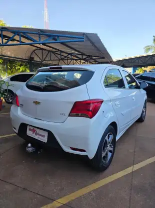CHEVROLET-ONIX-1.4 MPFI LTZ 8V FLEX 4P AUTOMÁTICO CHEVROLET-ONIX-2018