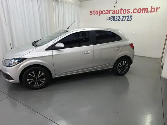 CHEVROLET-ONIX-1.4 MPFI LTZ 8V FLEX 4P AUTOMÁTICO CHEVROLET-ONIX-2014