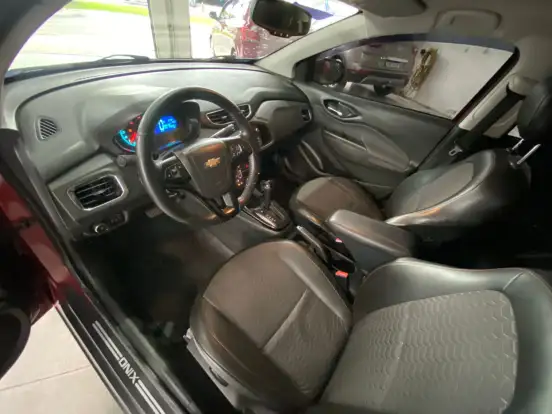 CHEVROLET-ONIX-2016