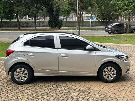 CHEVROLET-ONIX-1.0 MPFI LT 8V FLEX 4P MANUAL CHEVROLET-ONIX-2019