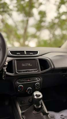 CHEVROLET-ONIX-2013