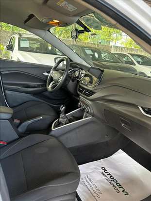 CHEVROLET-ONIX-2023