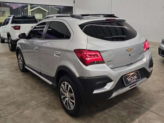 CHEVROLET-ONIX-1.4 MPFI ACTIV 8V FLEX 4P AUTOMÁTICO CHEVROLET-ONIX-2017