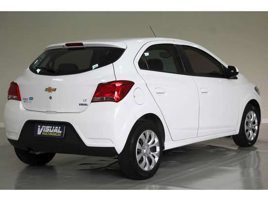 CHEVROLET-ONIX-2017