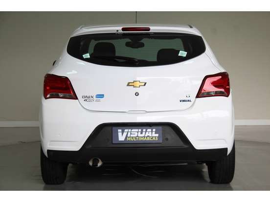 CHEVROLET-ONIX-1.4 MPFI LT 8V FLEX 4P AUTOMÁTICO CHEVROLET-ONIX-2017