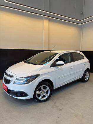 CHEVROLET ONIX 1.4 MPFI LT 8V FLEX 4P AUTOMÁTICO