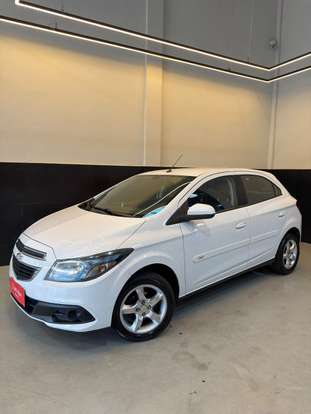 CHEVROLET-ONIX-2013
