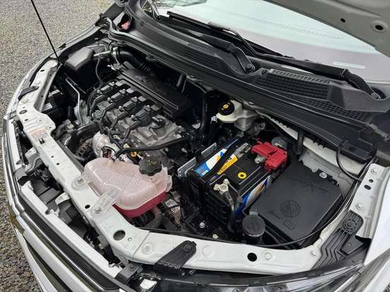 CHEVROLET-ONIX-2018