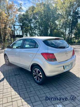 CHEVROLET-ONIX-2014