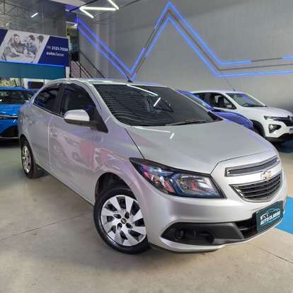 CHEVROLET-PRISMA-2015